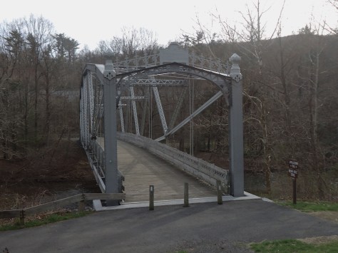 Love to discover old bridges!